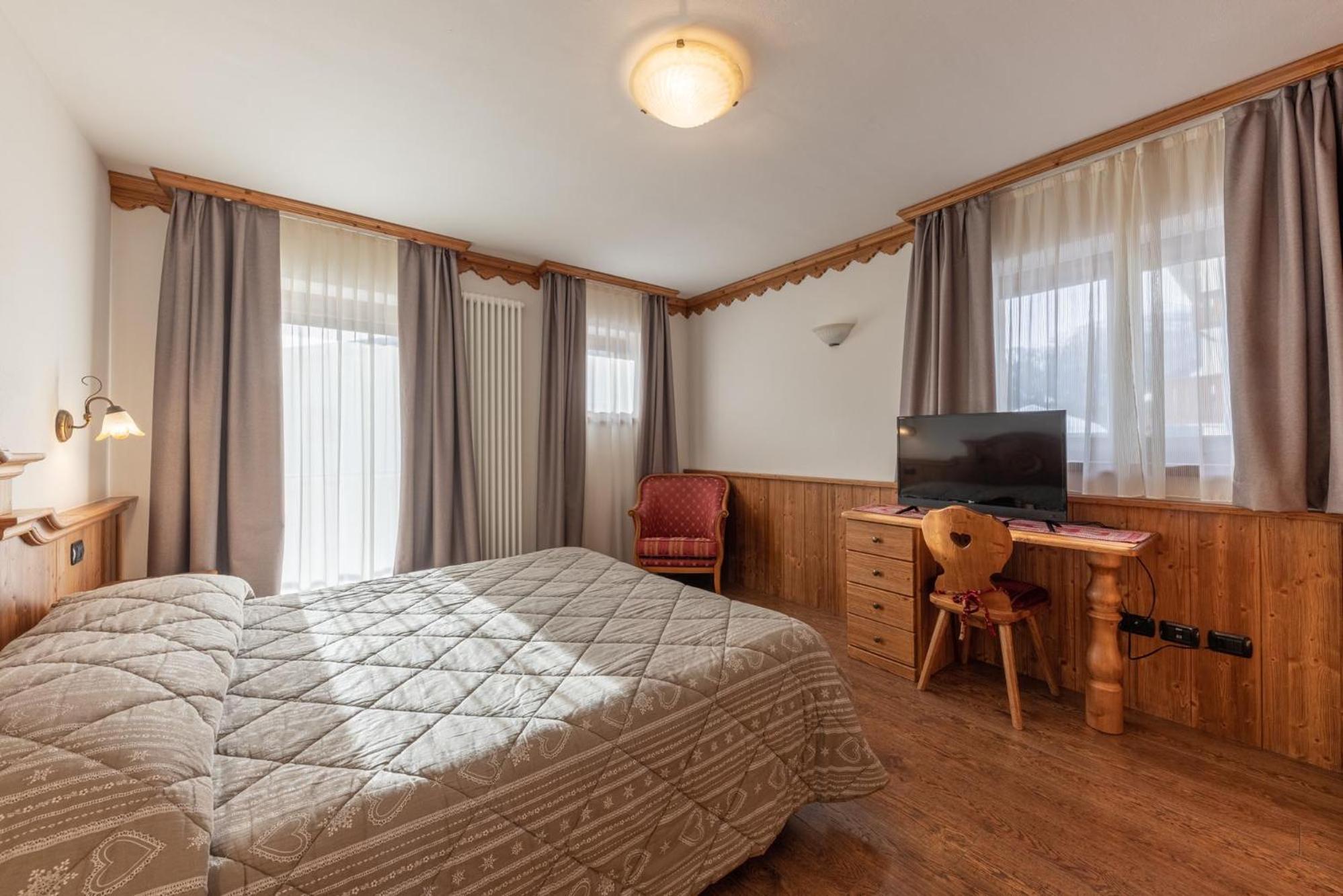Residence Adler Сан-Мартино-ди-Кастроцца Экстерьер фото